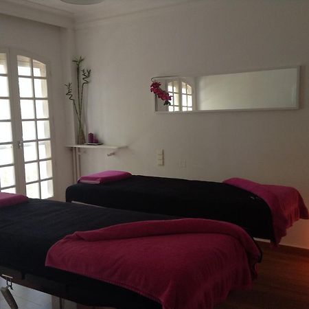 Hostellerie Les Frenes Awinion Zewnętrze zdjęcie